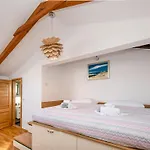 Apartament Mihaela-2 By Interhome *